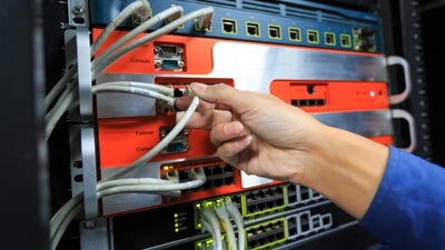 Should You Go with VoIP or Traditional Phone Lines?