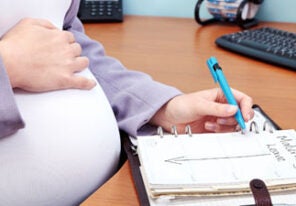 what-small-business-owners-should-know-about-maternity-leave-policies