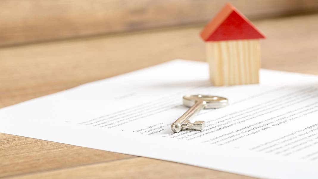 Red Flags When Signing a Real Estate Lease