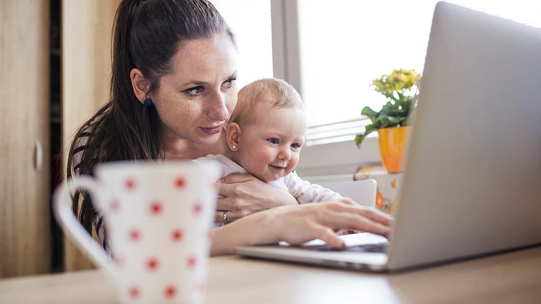 5 Businesses You Can Start from Home While on Maternity Leave