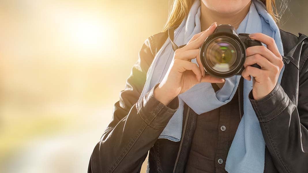 How to Take Stunning Photos to Promote Your Business