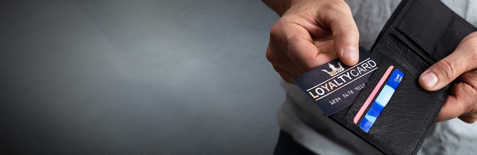 A Deep Dive Into Reward Programs: 4 Types | SmallBizClub