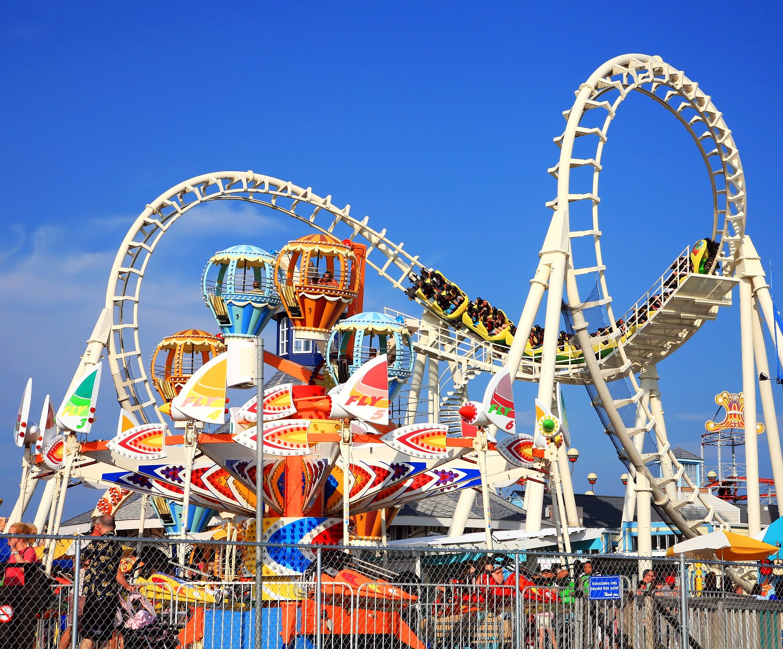 Amusement park rides