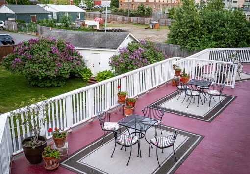 a beautifully decorated and maintained patio