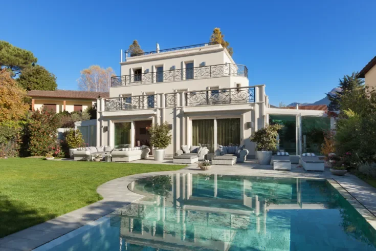 beautiful house with pool