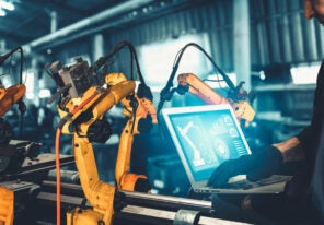 Smart industry robot arms for digital factory production