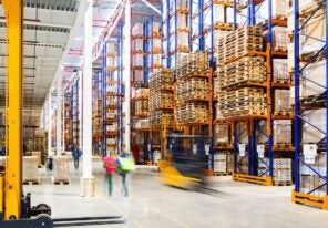 warehouse-people-forklift-image1
