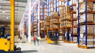 warehouse-people-forklift-image1